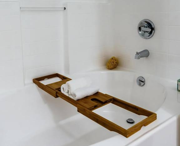 Villas at the Gardens Spa Inspired Soaking Tub