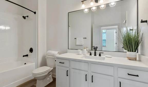 Spacious Bathrooms with Soaking Tubs at 401 Oberlin, Raleigh, NC, 27605