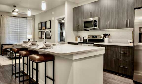 Spacious Kitchen with Breakfast Bar