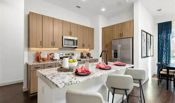 Island with Breakfast Bar