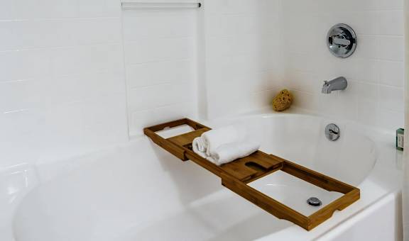 Spa Inspired Soaking Tub