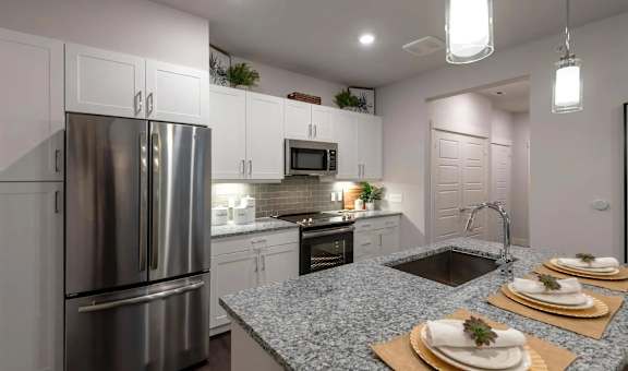 Quartz and Granite Counter Tops