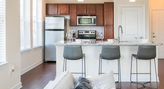 Island with Breakfast Bar