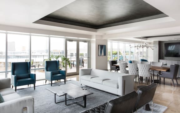 Relaxing Resident Lounge at The Heights at Park Lane, Dallas, TX