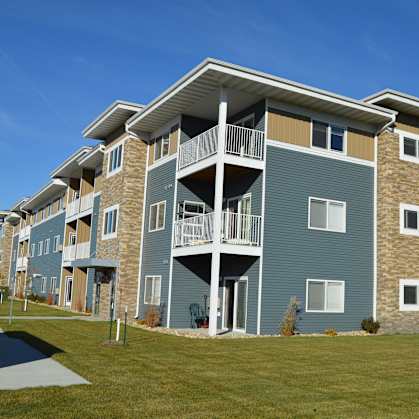 Sandy Creek Apartments | Moorhead, MN