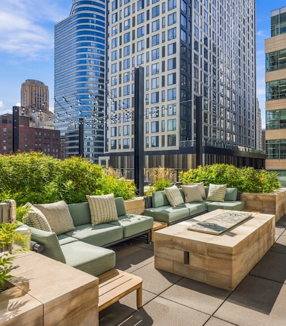 Lobby Front Desk Attendant at 365 Nicollet, Manchester , 55401