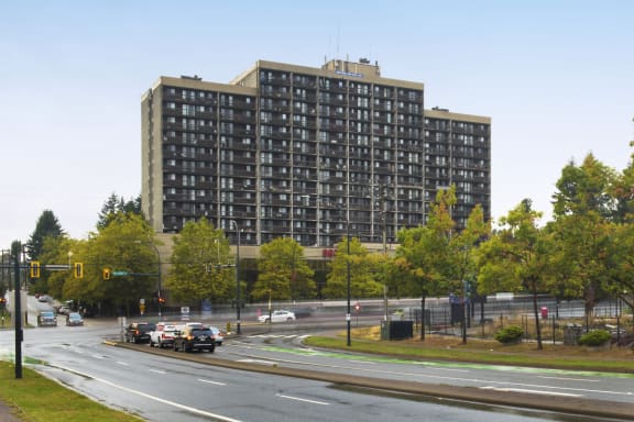 the building in which the hotel is located
