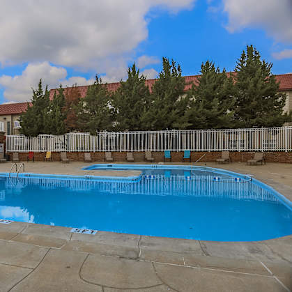 Omaha, NE Maple Ridge |Pool