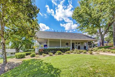 Green Landscape at Brandemere Apartment Homes, Winston Salem, NC, 27106