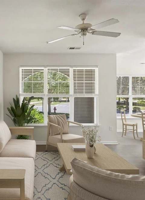 Unfurnished Living Area at Magnolia Pointe, Durham North Carolina
