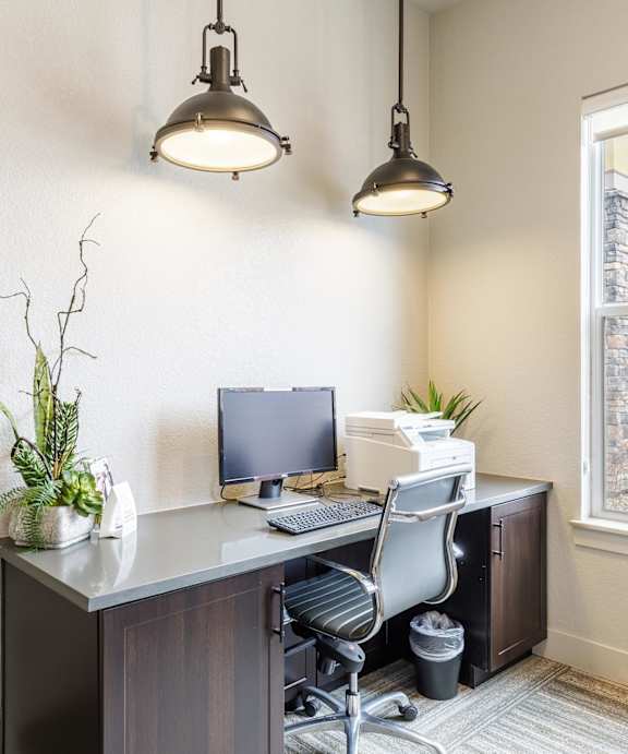 Desk with chair and PC at Auburn Brook, Castle Rock, CO
