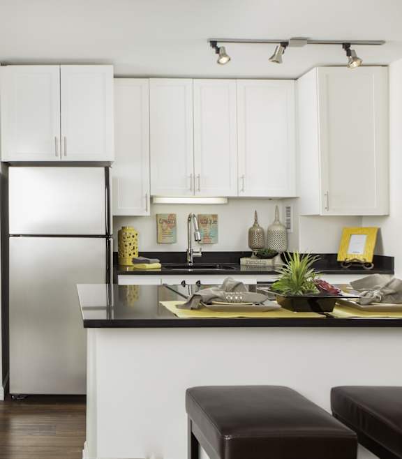 Olive DTLA Lobby Front Desk Attendant  at Olive DTLA, Los Angeles, CA, 90015