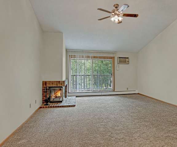 Plymouth Square Living Room
