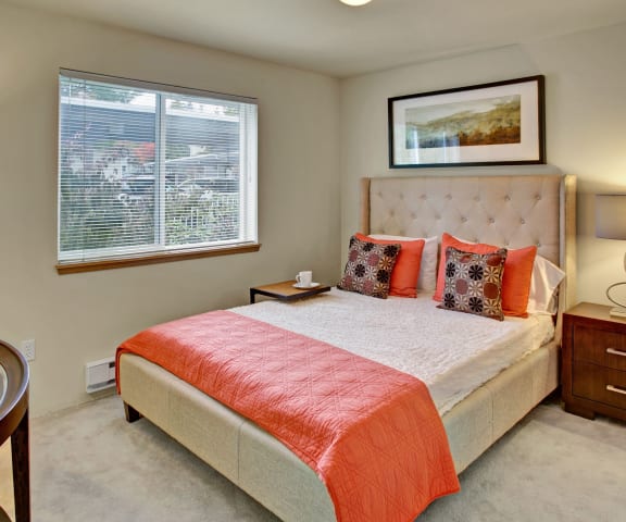 Sunrise Lane Bedroom Apartments in Everett, WA