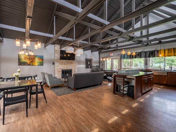 Resident Lounge at TLC Grand Apartments, Illinois, 60015