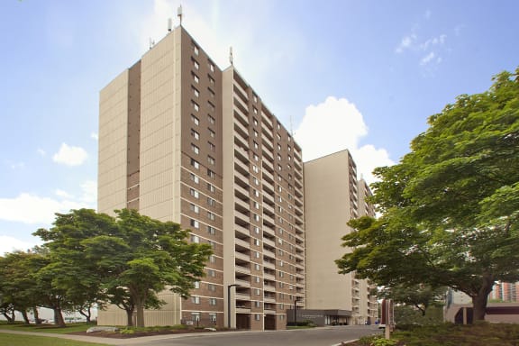 an artists impression of the apartment building planned for the site of the new university