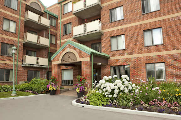 the building where the hotel is located