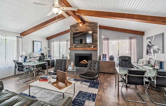 Social lounge at Sky Rock Apartments in Longmont CO