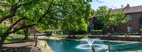 Outdoor courtyard at TLC Grand Apartments, Deerfield, IL 60015