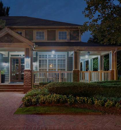 Clubhouse entryway - Belle Harbour Apartments