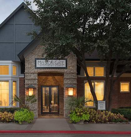 Mission Gate Leasing Office