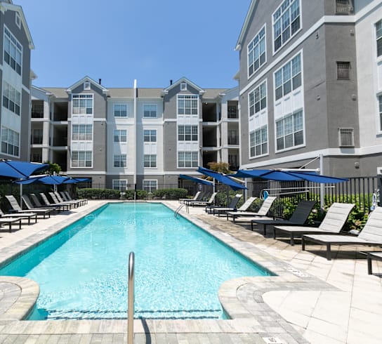 Sparkling Pool at Willowest in Lindbergh in Atlanta, GA 30324