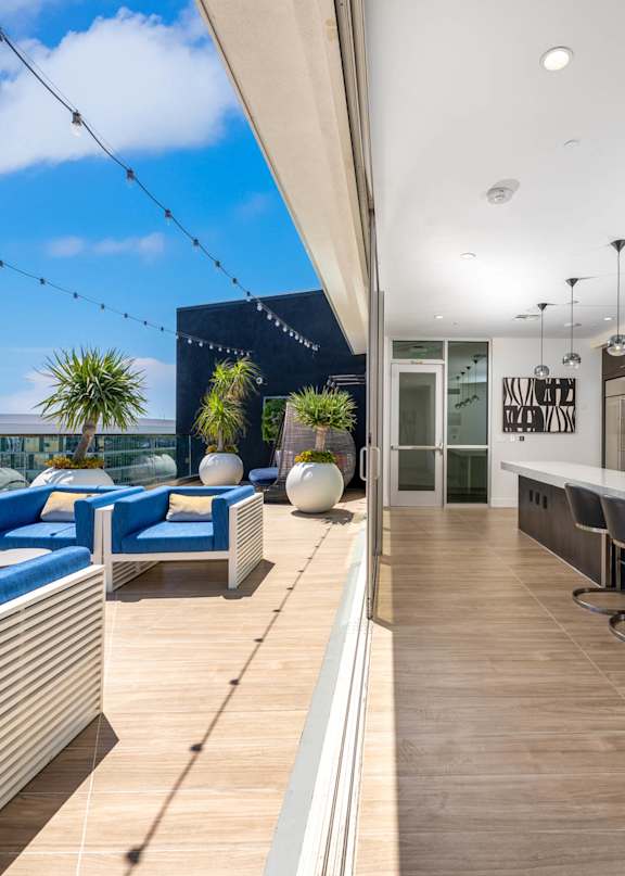 Luxury Rooftop Patio at Domain WeHo Apartments, Santa Monica, 90404