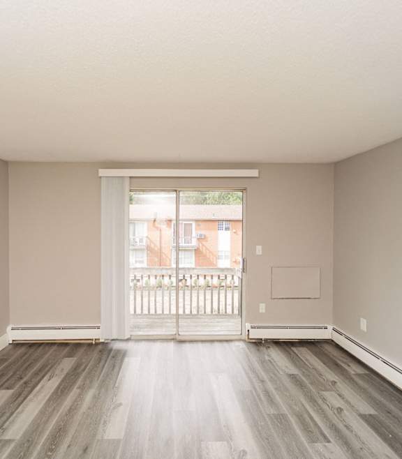 Unfurnished Living Area at Bay Shore Apartments, East Haven, Connecticut, 06512