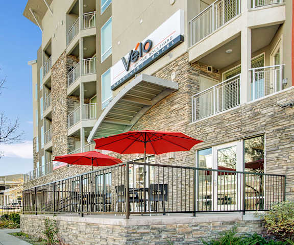 Velo on the Boulevard property entrance, Dean Weidner Investments
