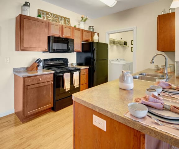 Prairie Pines Kitchen Apartments for Rent in Williston, ND