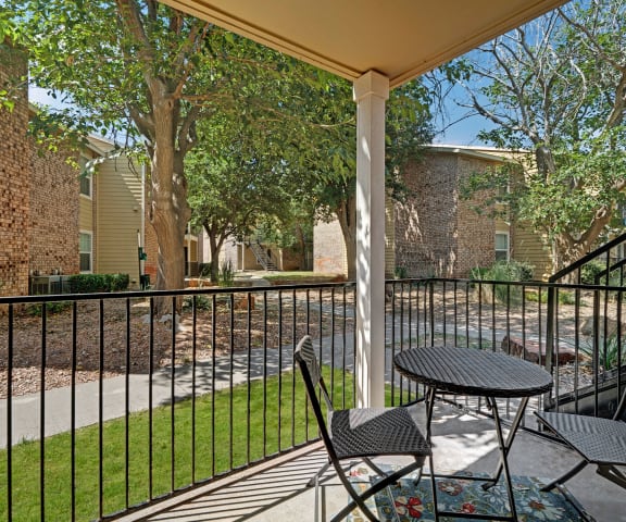 The Bradford Apartment Homes - Patio Midland Texas Apartments