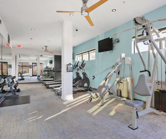 The Sawyer Fitness Center Downtown Dallas Apartments for rent with indoor gym