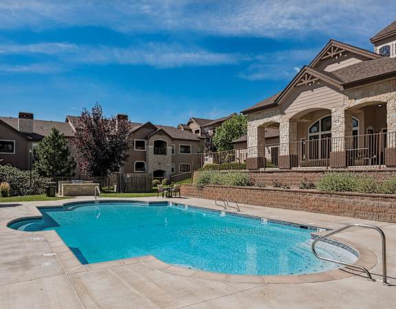 Heated resort-style swimming pool - Grand Centennial Apartments
