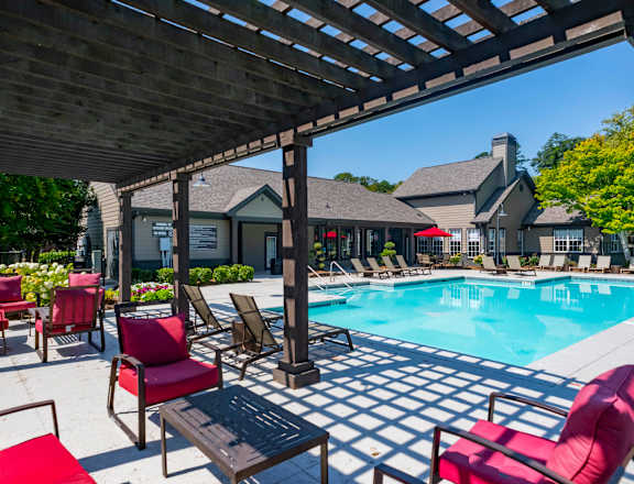 the swimming pool at our crossings apartments