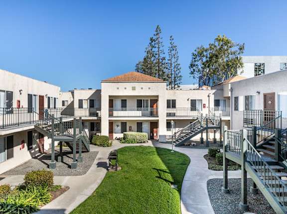 Beautiful Courtyard With Walking Paths at Whispering Fountains Whittier, Whittier, 90606