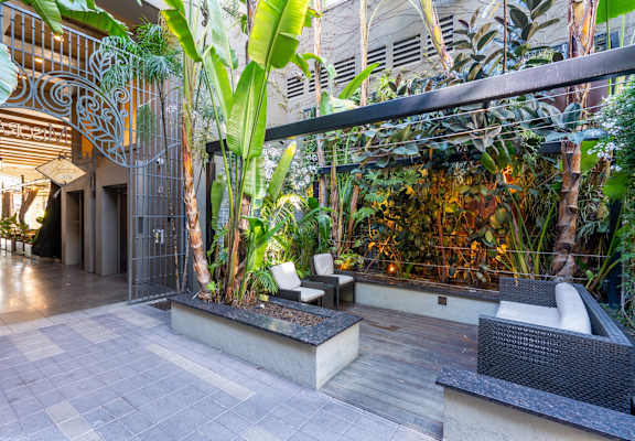 Patio at Misora Apartments, San Jose