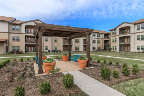 Community Room at Mariposa at Clear Creek Webster 55+ Apartments, Webster, 77598