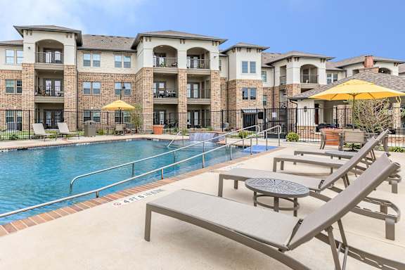 Resort style poolat Mariposa at Westchester, Texas