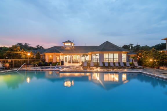 Open Living Room at Ashford Place Apartment Homes, Flowood, MS 39232