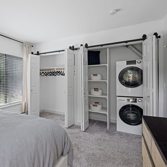 Modern Bedroom with Washer & Dryer at The Lakes Apartments, Bellevue, 98007