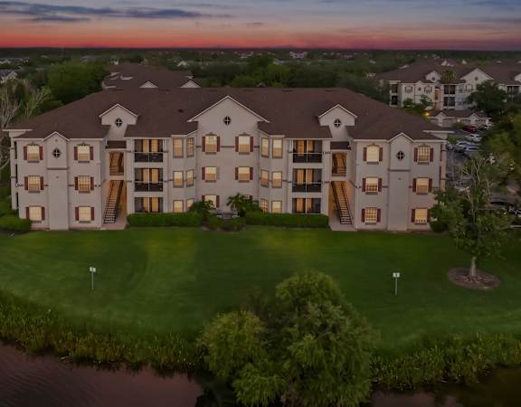 Aerial photo of Asprey at Lake Brandon Apartments