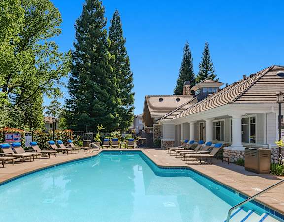 Resort-style swimming pool - Preserve at Blue Ravine Apartments
