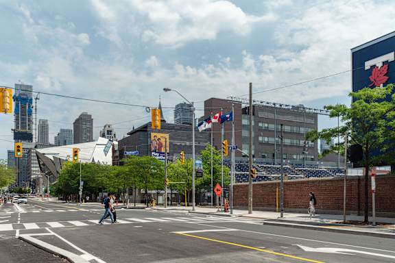 Exterior Street at 161 St. George, Toronto, CA