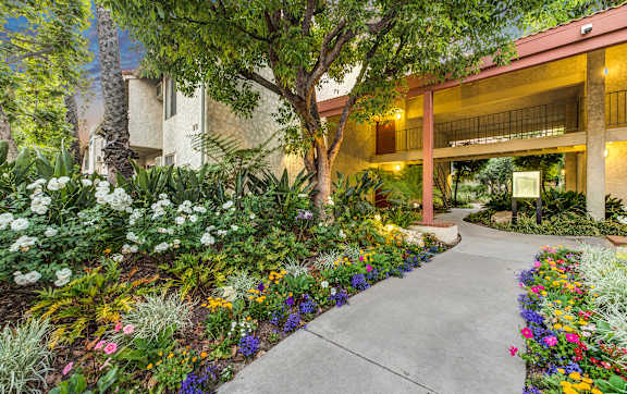 the swimming pool at the apartments for rent at Village Pointe Apartments, Northridge, CA, 91325