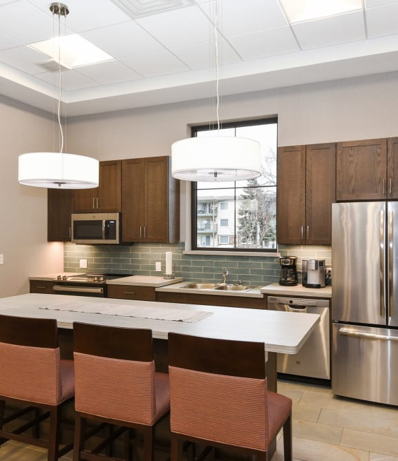 Montreal Courts Apartments | Community Room Kitchen