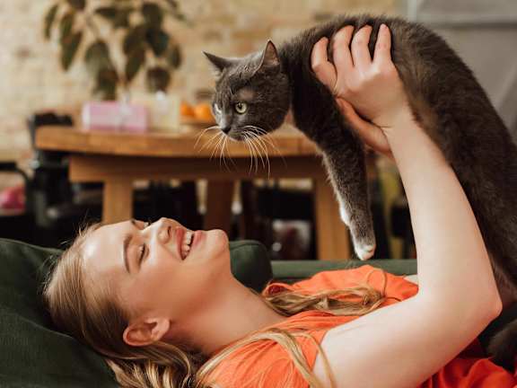 Woman With A Cat at Fernlow Apartments, Houghton Regis LU5 5GX