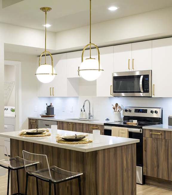 Modern kitchen at Coasterra Apartments in Fort Lauderdale FL