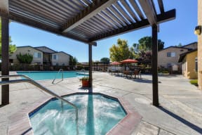 Mini Jacuzzi with Support Pole, Pool, Tables and chairs