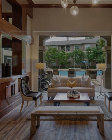 The Estates at River Pointe clubhouse lounge area