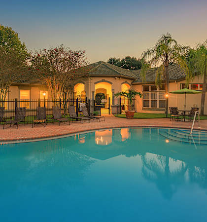 Versant Place apartments pool